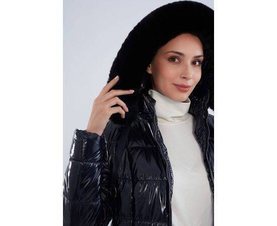 Women's Patent Leather Quilted Coat (Kaban)